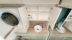 2026 New Age Caravans Manta Ray Expedition 18'