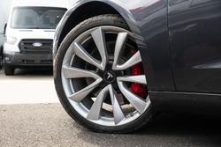 2019 Tesla Model 3 Performance