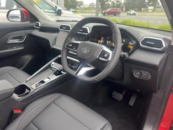 2025 MG ZS Essence Hybrid+