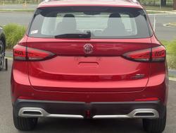 2025 MG ZS Essence Hybrid+