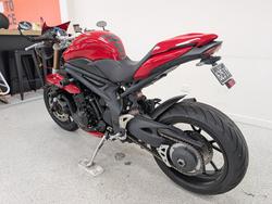 2012 Triumph SPEED TRIPLE Red