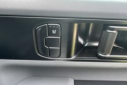 2025 Kia Tasman X-Line TK MY26 4X4 Dual Range Clear White (UD)