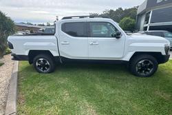 2025 Kia Tasman X-Line TK MY26 4X4 Dual Range Clear White (UD)