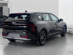 2025 Kia K4 S