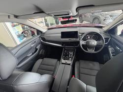 2026 Nissan X-TRAIL ST-L T33 MY26 Scarlet Ember