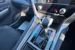 2023 Mitsubishi Pajero Sport GLX