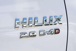 2022 Toyota Hilux SR