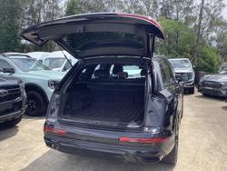 2021 Audi Q7 50 TDI S line