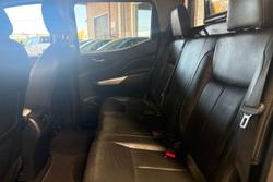 2017 Nissan Navara ST-X