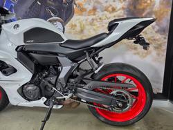 2023 Yamaha YZF-R7LA WHITE