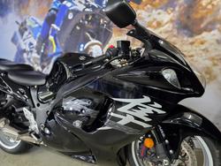 2019 Suzuki GSX1300RA (HAYABUSA) BLACK