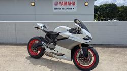 2014 DUCATI 899 PANIGALE White