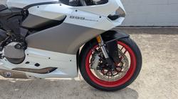 2014 DUCATI 899 PANIGALE White