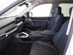 2025 LDV D90 Executive