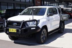 2022 Toyota Hilux SR