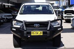 2022 Toyota Hilux SR