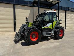 Claas Scorpion 746
