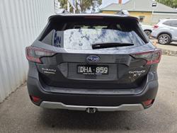 2025 Subaru Outback AWD Touring XT