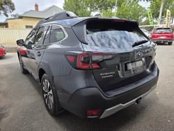 2025 Subaru Outback AWD Touring XT