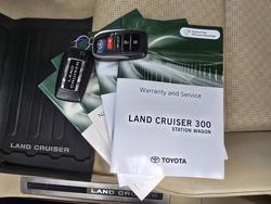 2023 Toyota Landcruiser LC300 Sahara ZX (4x4)