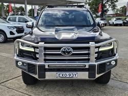 2023 Toyota Landcruiser LC300 Sahara ZX (4x4)