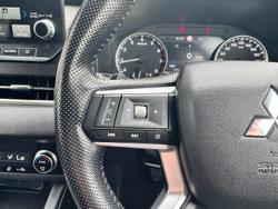 2021 Mitsubishi Outlander LS