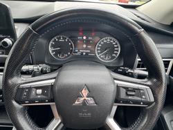 2021 Mitsubishi Outlander LS