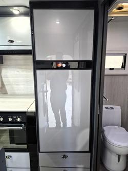 2021 Domain Wedgetail Hybrid