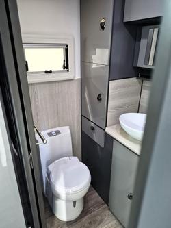 2021 Domain Wedgetail Hybrid