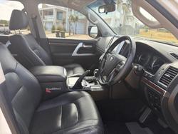 2016 Toyota Landcruiser VX