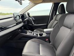 2024 Mitsubishi Outlander LS