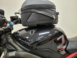 2022 Triumph STREET TRIPLE R Black