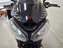 2022 Triumph STREET TRIPLE R Black