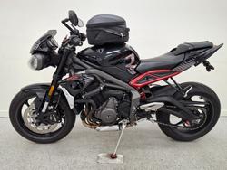 2022 Triumph STREET TRIPLE R Black