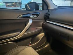 2024 Mitsubishi Eclipse Cross PHEV ES