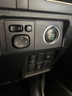 2017 Toyota Landcruiser Prado VX