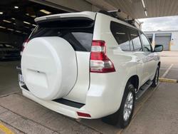 2017 Toyota Landcruiser Prado VX