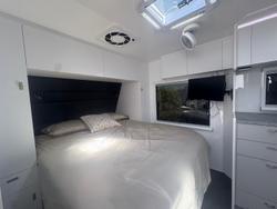 2026 Roadstar Safari Tamer 19'