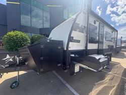 2026 Roadstar Safari Tamer 19'