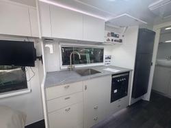 2026 Roadstar Safari Tamer 19'