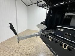 2023 Toyota Hilux SR5