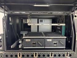 2023 Toyota Hilux SR5