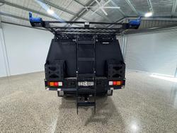 2023 Toyota Hilux SR5