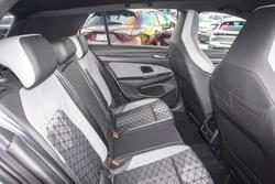 2024 Volkswagen Golf 110TSI R-Line