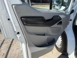 2022 LDV V80 LWB MID ROOF