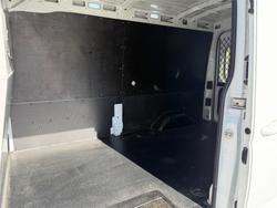 2022 LDV V80 LWB MID ROOF