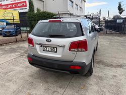 2011 KIA SORENTO Si (4x2)