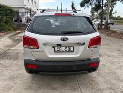 2011 KIA SORENTO Si (4x2)