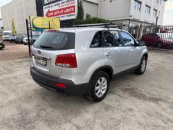 2011 KIA SORENTO Si (4x2)