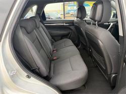 2011 KIA SORENTO Si (4x2)